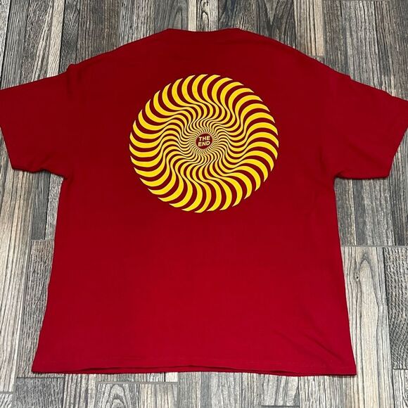 🔥🔥 SPITFIRE Skateboard Flame Boy Graphic Tee Burgundy/Yellow Sz XL - PERFECT - Picture 1 of 9